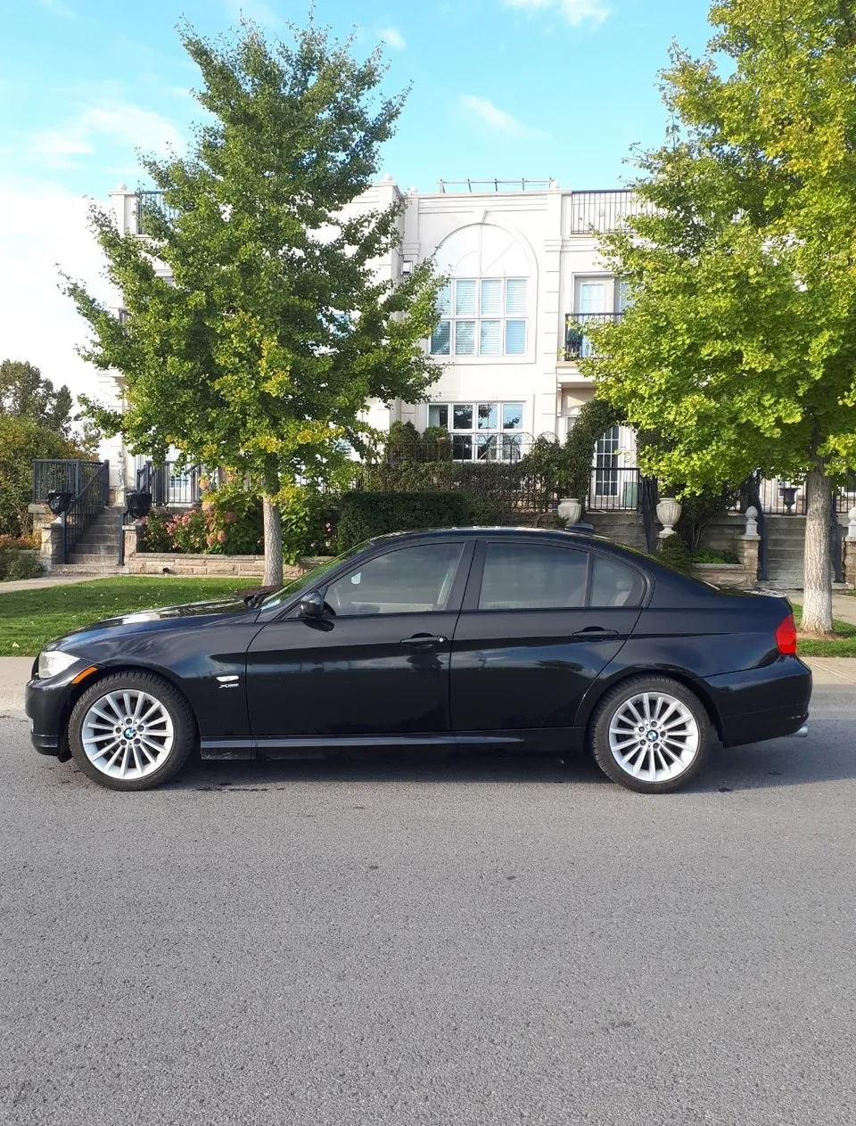BMW 328I