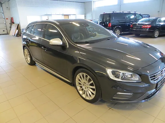 Volvo V60 2015 photo 4