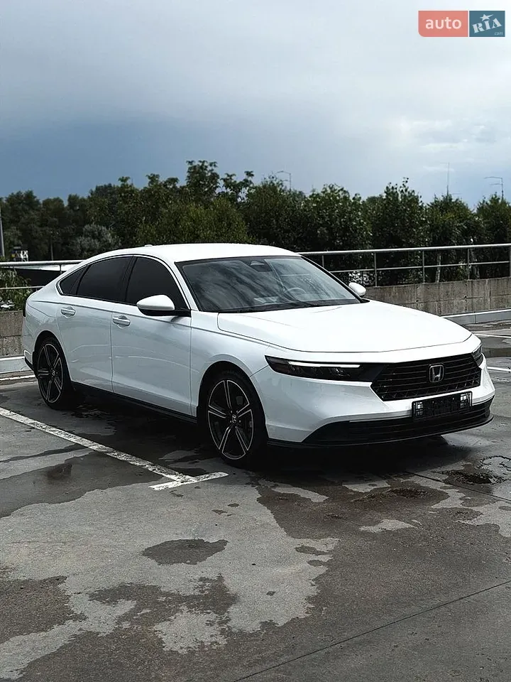 Honda Accord 2023 photo 2