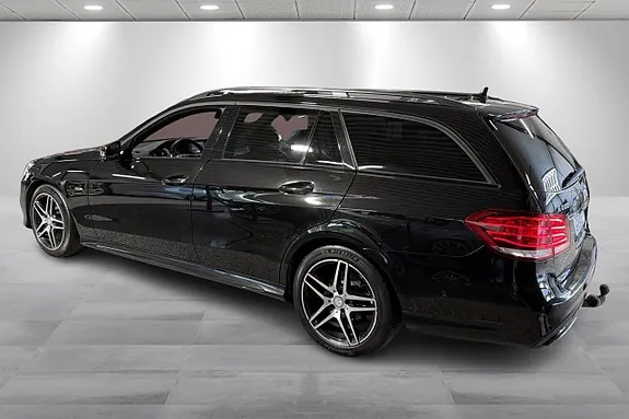 Mercedes-Benz E220 2016 photo 5