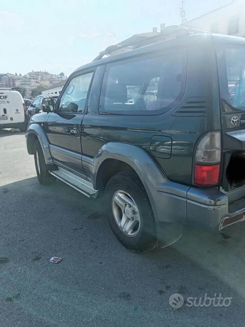 Toyota Land Cruiser 2002 photo 3