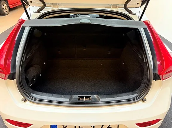 Volvo V40 2017 photo 5