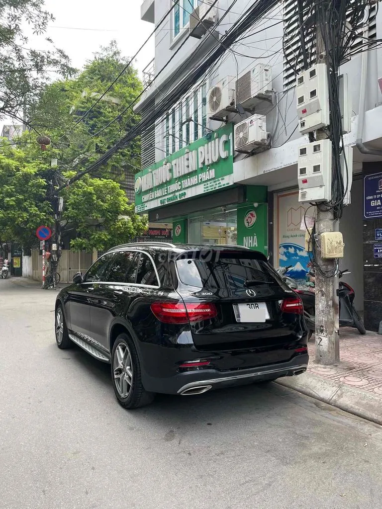 Mercedes-Benz Glc 2017 photo 2