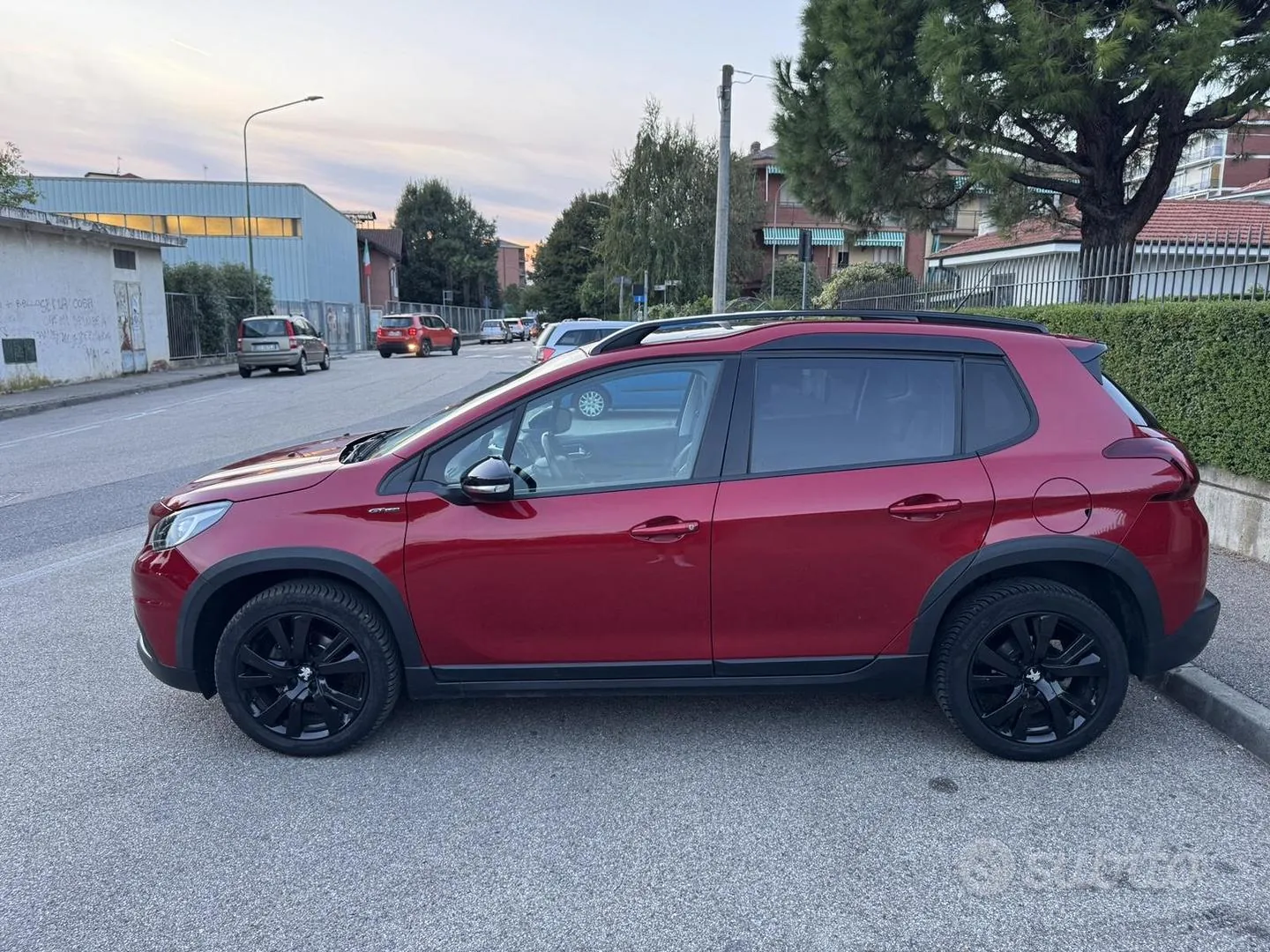 Peugeot 2008 2019 photo 2