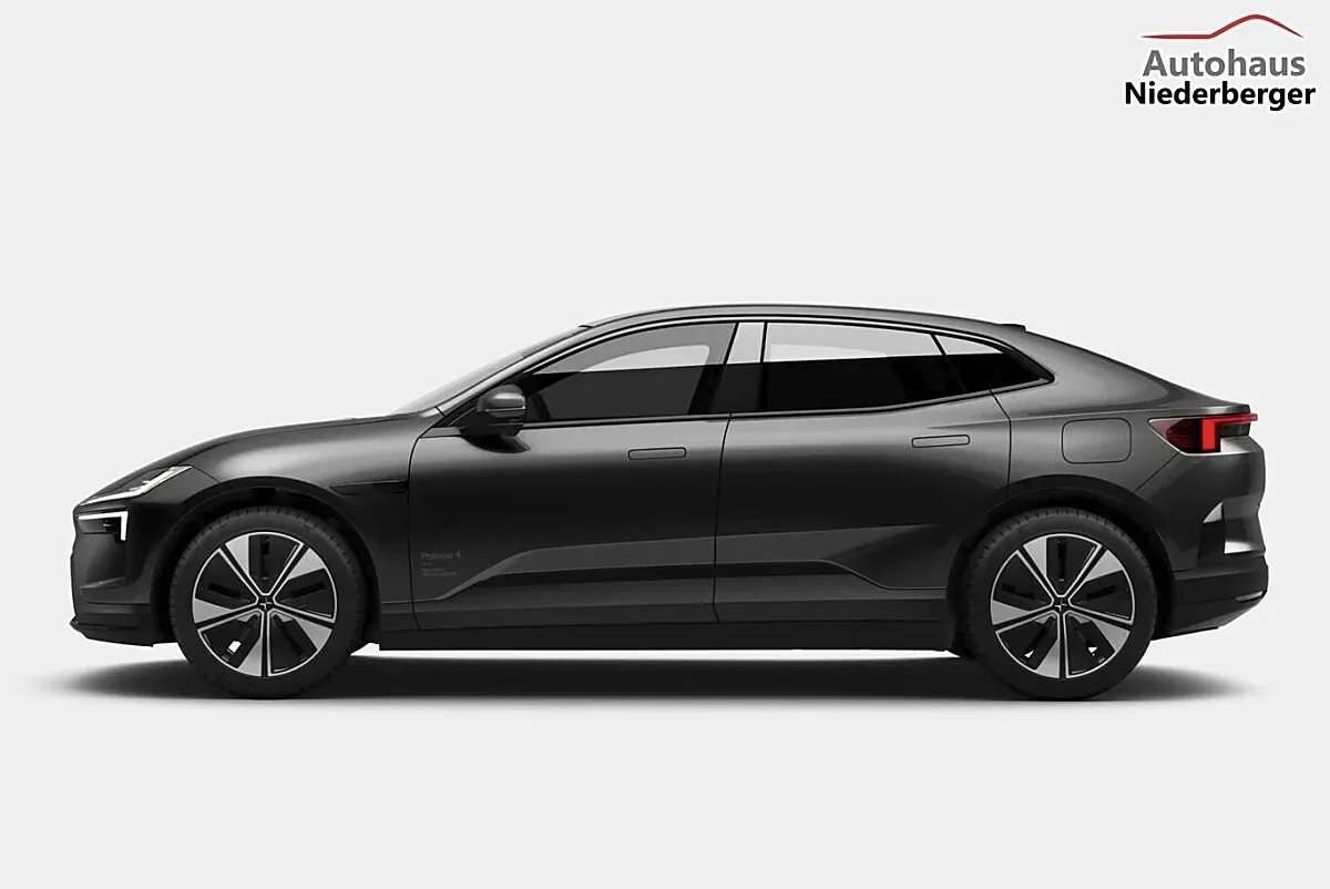 Polestar 4 2026 photo 2