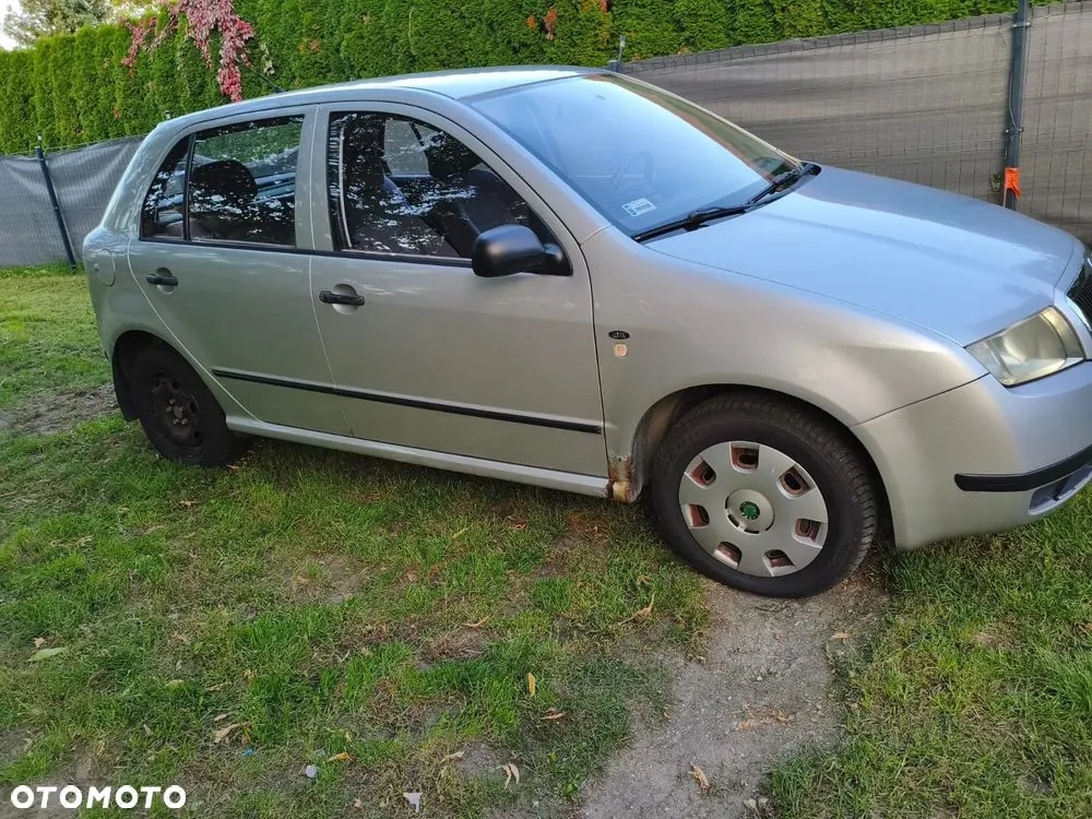 Skoda Fabia 2002 photo 4
