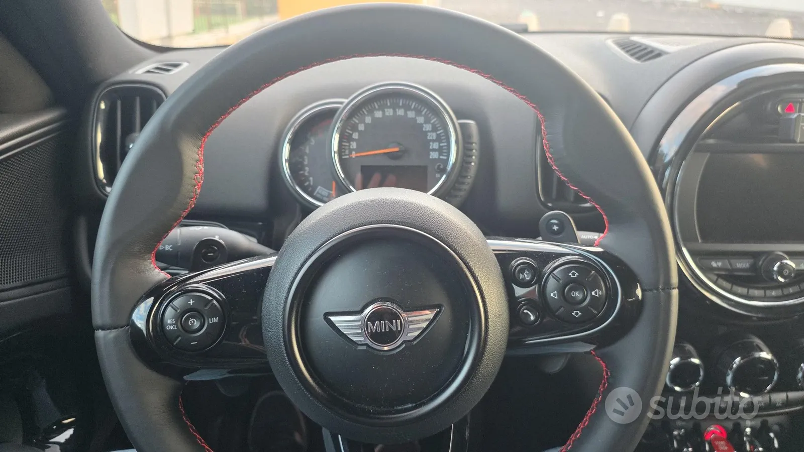 Mini Mini Countryman 2017 photo 4