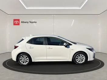 Toyota Corolla 2024 photo 3