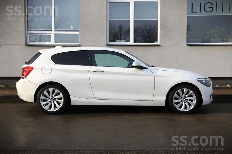 BMW 118 2013 photo 3