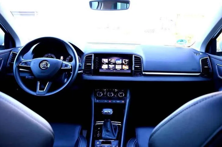 Skoda Karoq 2018 photo 2