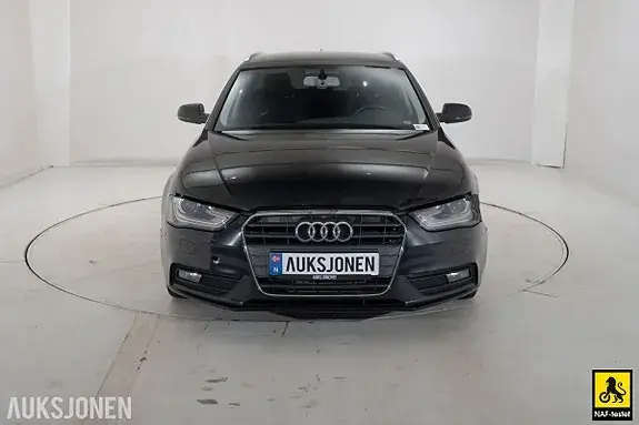 Audi A4 2013 photo 2