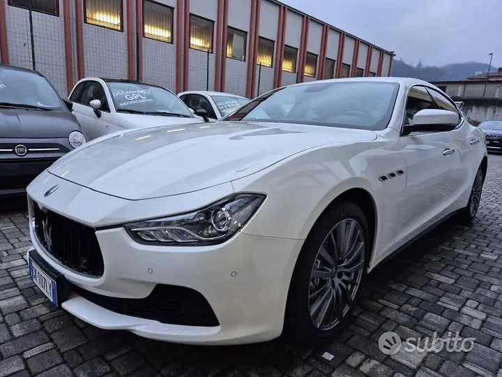 Maserati Ghibli 2017 photo 2