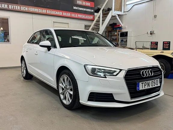 Audi A3 2017 photo 2