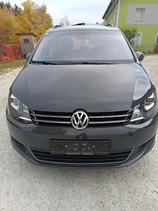Volkswagen Sharan 2013 photo 2
