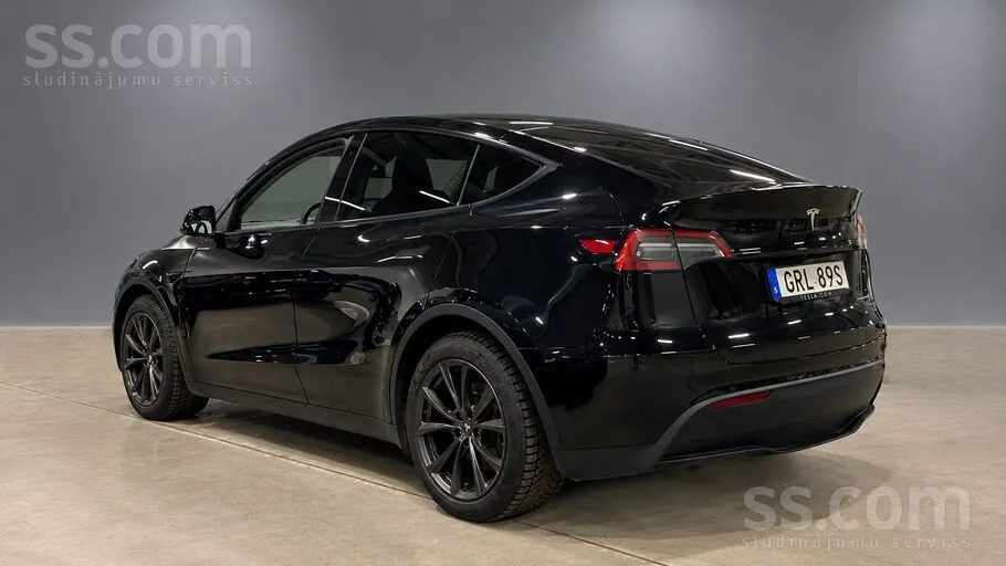 Tesla Model Y 2022 photo 4