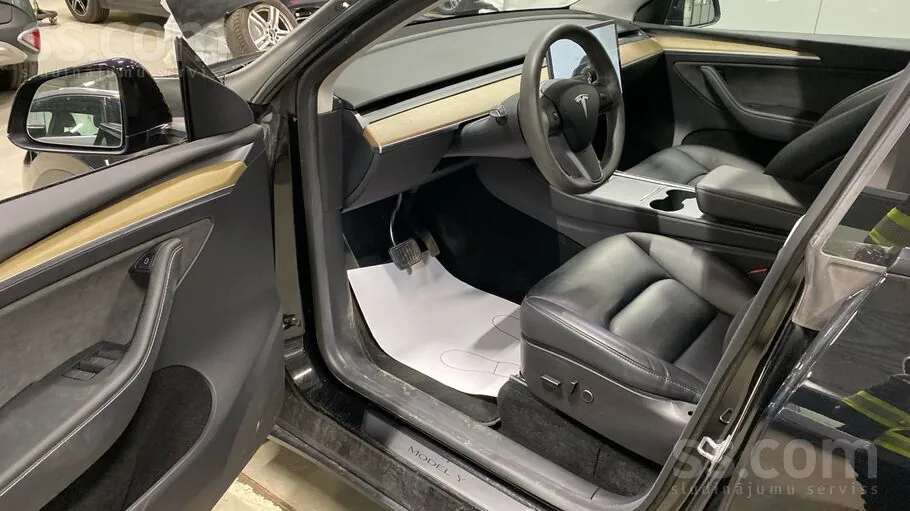 Tesla Model Y 2022 photo 5