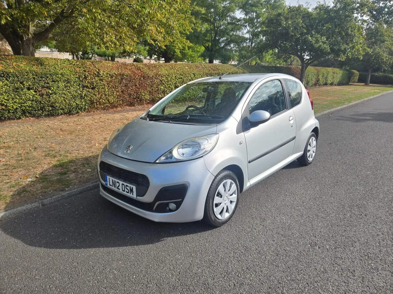 Peugeot 107 2012 photo 3