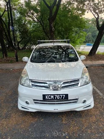 Nissan Livina