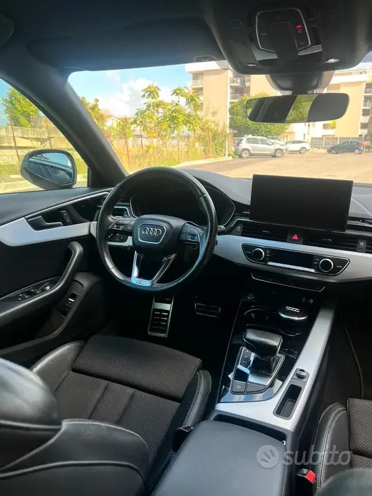 Audi A4 Avant 2021 photo 2