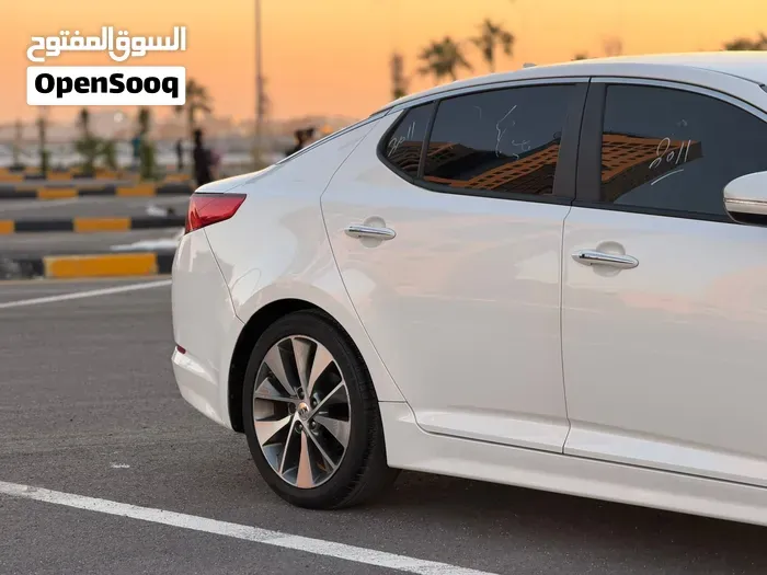 Kia K5 2012 photo 2