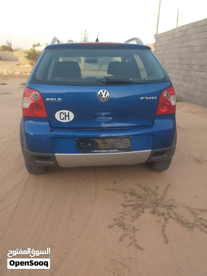 Volkswagen Polo 2004 photo 2