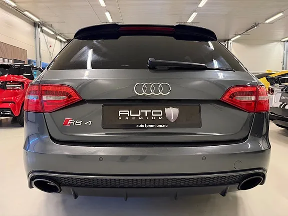 Audi Rs4 2013 photo 5