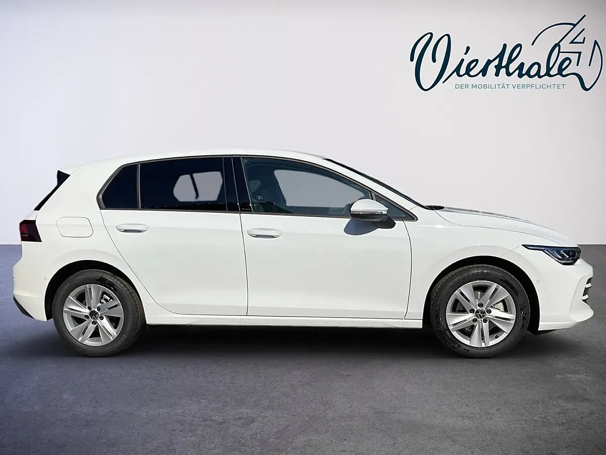 Volkswagen Golf 2026 photo 3