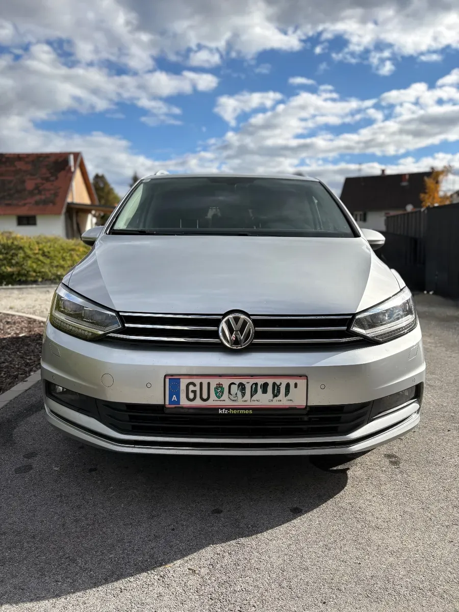 Volkswagen Touran 2019 photo 3