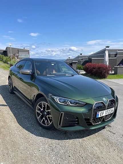 BMW I4 2023 photo 2