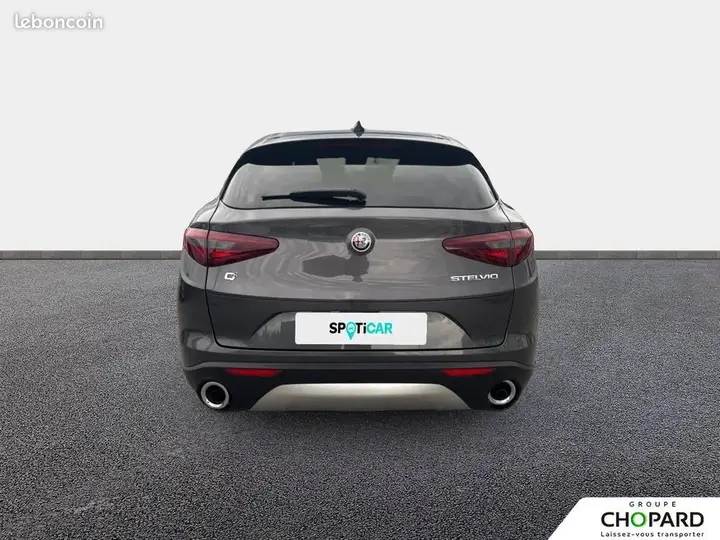 Alfa Romeo Stelvio 2017 photo 5