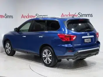 Nissan Pathfinder 2018 photo 3
