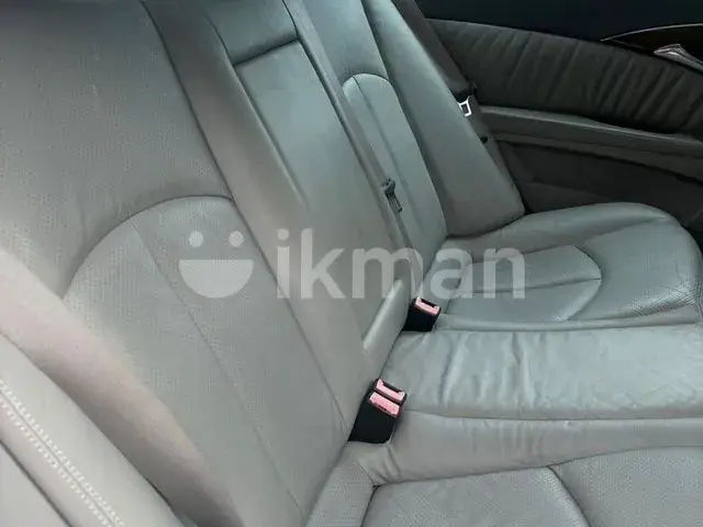 Mercedes-Benz E200 2005 photo 3