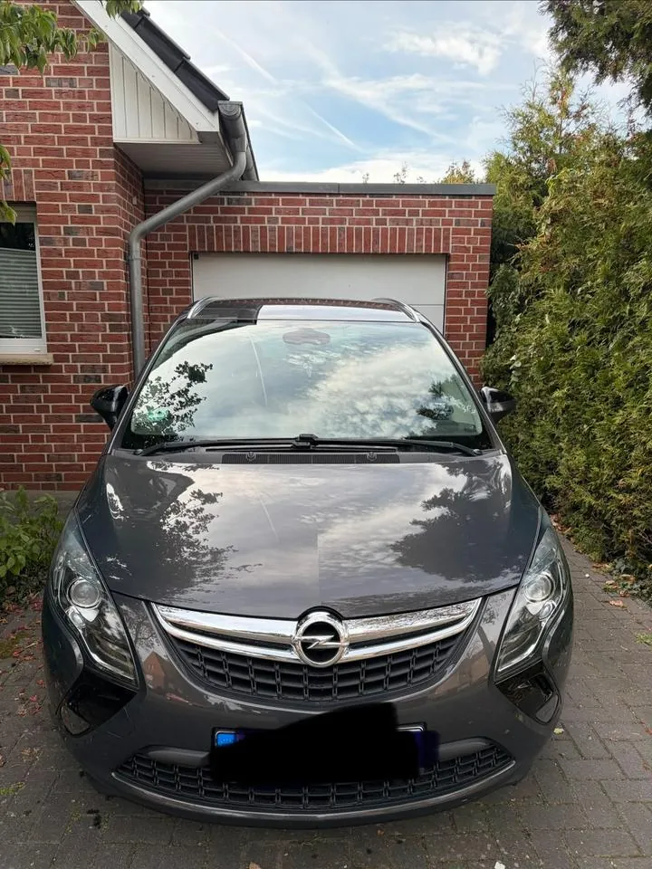 Opel Zafira Tourer