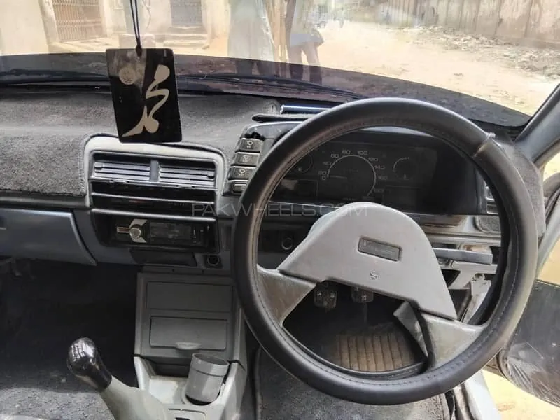 Suzuki Khyber