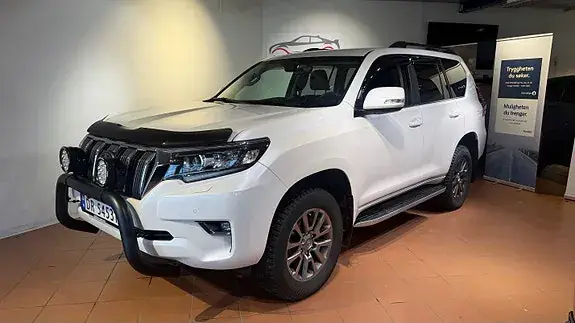 Toyota Land Cruiser 2018 photo 3
