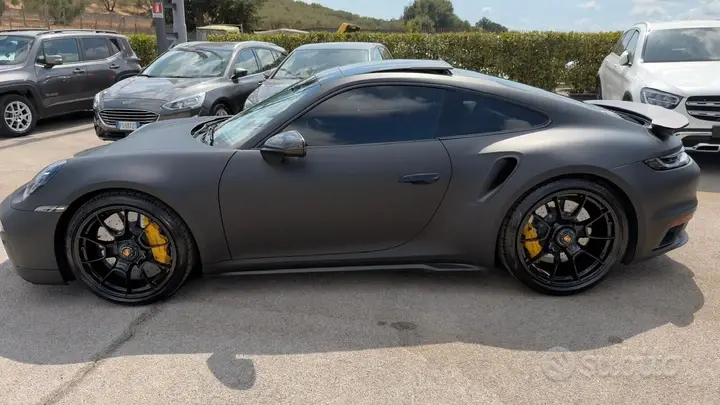 Porsche 911 Turbo S Coupé 2020 photo 3