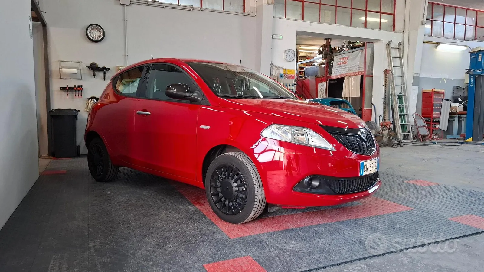 Lancia Ypsilon 2023 photo 2