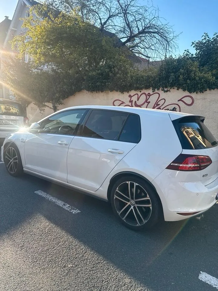 Volkswagen Golf Gtd