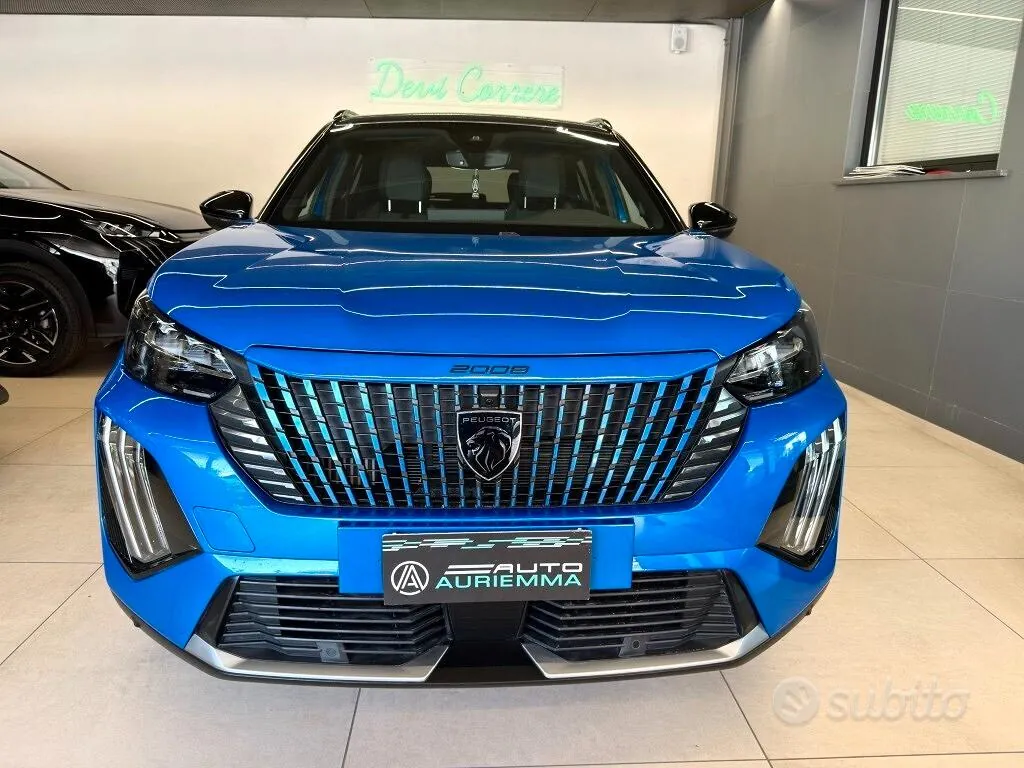 Peugeot 2008 2024 photo 2