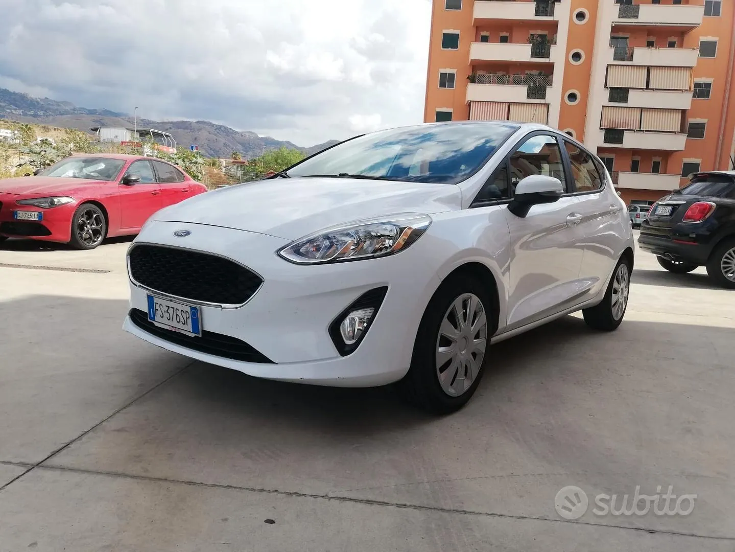 Ford Fiesta 2018 photo 2