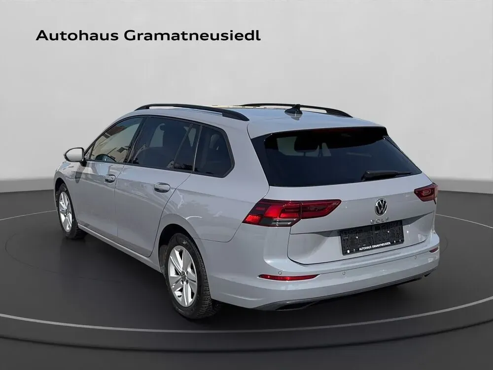 Volkswagen Golf 2023 photo 3
