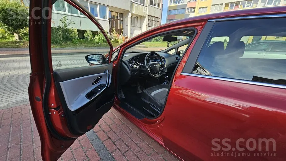 Kia Ceed 2015 photo 5