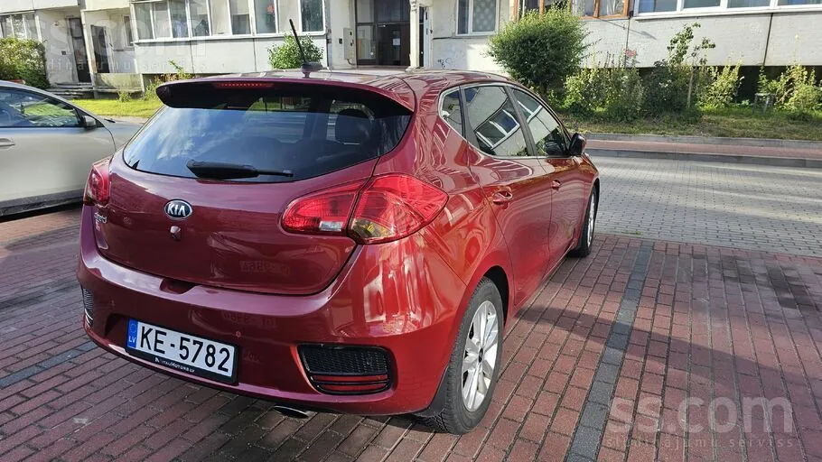 Kia Ceed 2015 photo 2