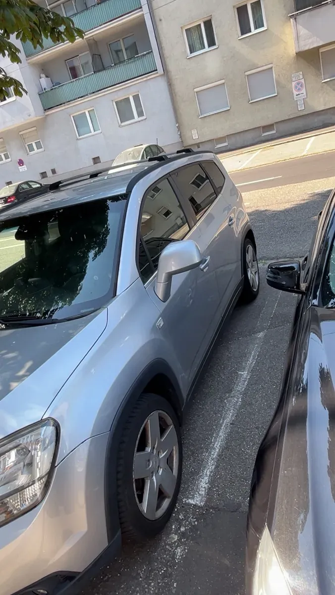 Chevrolet Orlando 2012 photo 3