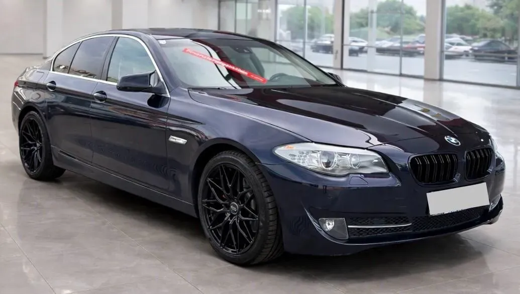 BMW 5Er-Reihe 523I 2010 photo 3
