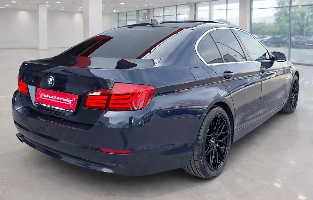 BMW 5Er-Reihe 523I 2010 photo 2
