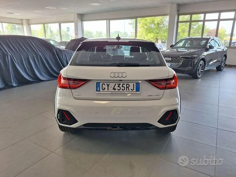 Audi A1 2025 photo 5