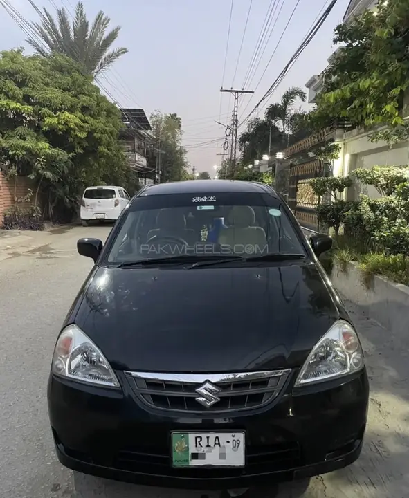 Suzuki Liana