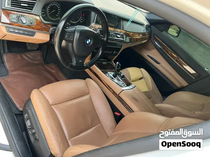 BMW 7 Series 2014 photo 2