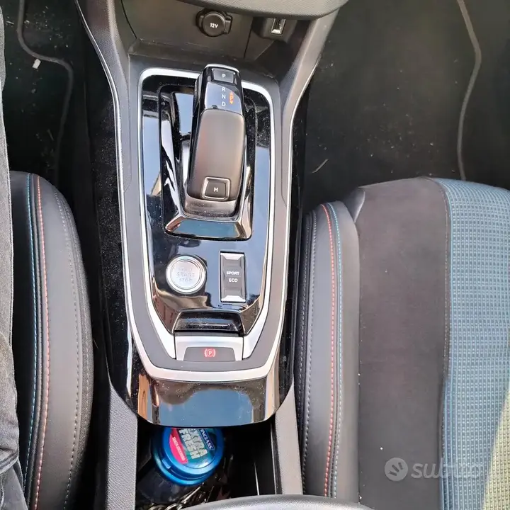 Peugeot 308 2019 photo 5